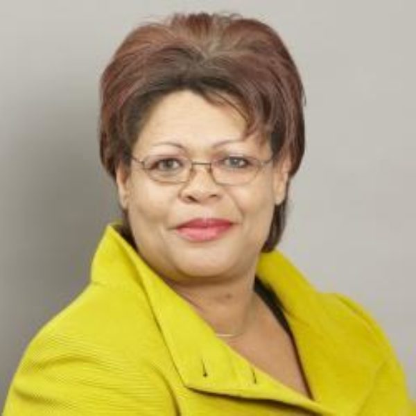 Gloria Mills